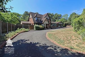 Front Of Property- click for photo gallery